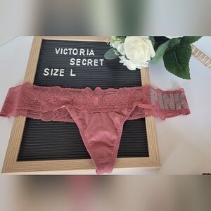 Victoria's Secret Pink Lace Thong rose Size large new lacie daisy